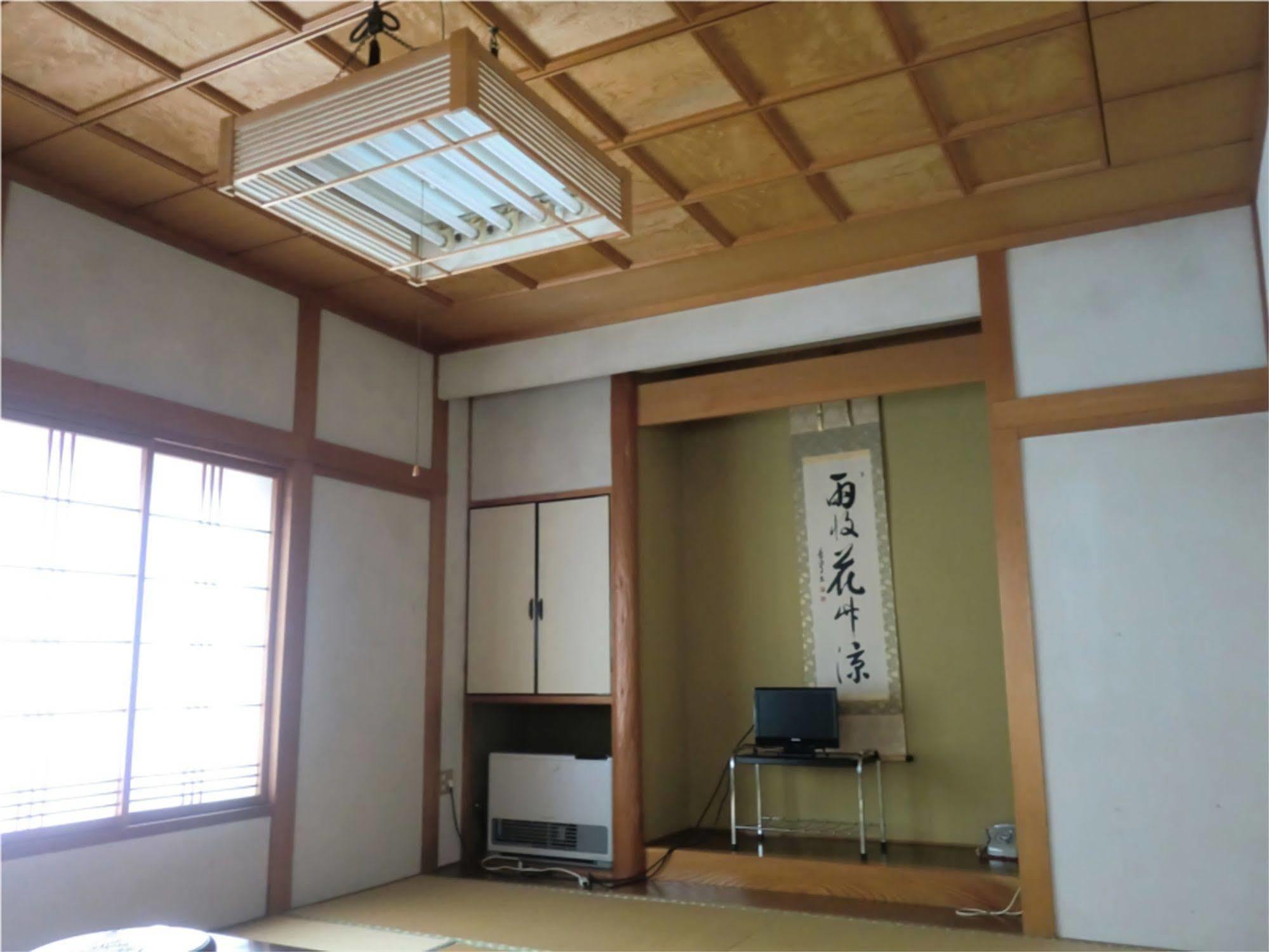 Onsen Minshuku Sakaeya Hotel Shizukuishi Exterior foto